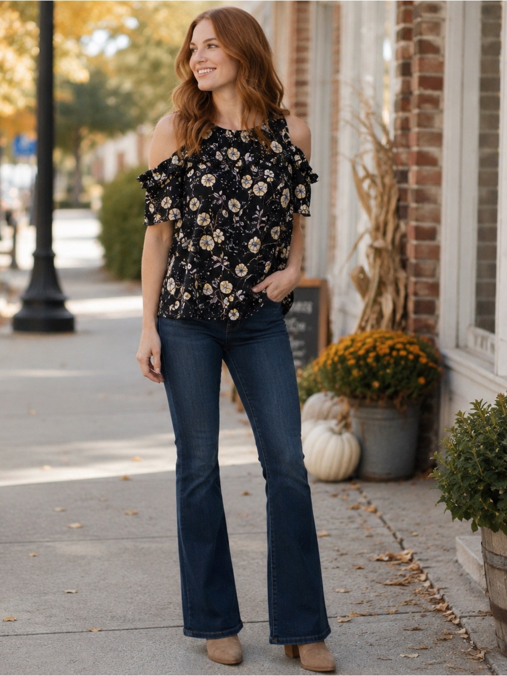 LC Lauren Conrad XS Black Floral Cold Shoulder Blouse Cottagecore Romantic